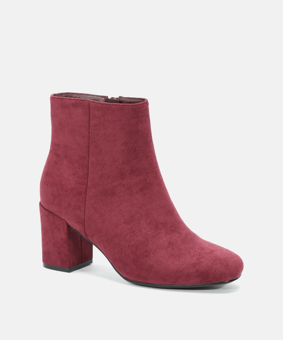 Botines tac&oacute;n ancho image number null